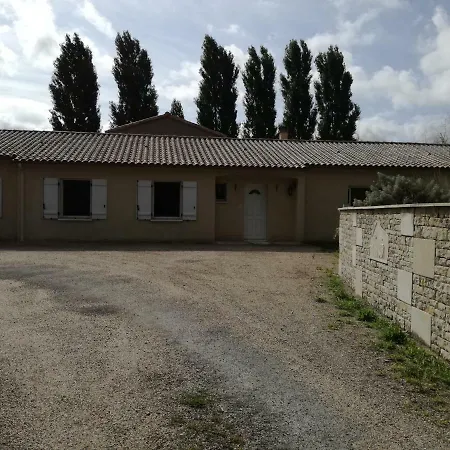 Le Petit Patis Дом отдыха Saint-Martin-d'Entraigues
